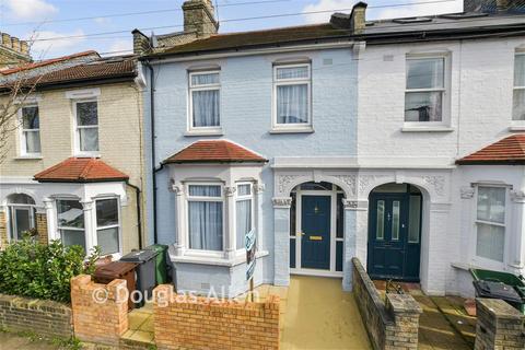 3 bedroom terraced house for sale, Kenilworth Avenue, Walthamstow