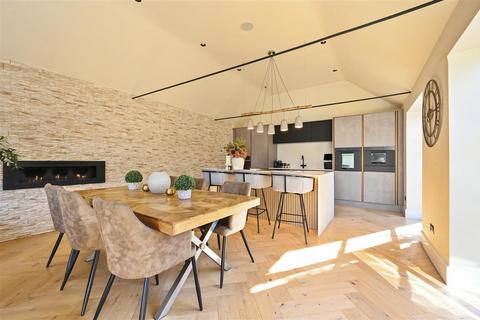 4 bedroom detached house for sale, Langham Road, Hastings