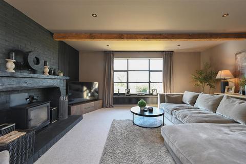 4 bedroom detached house for sale, Langham Road, Hastings