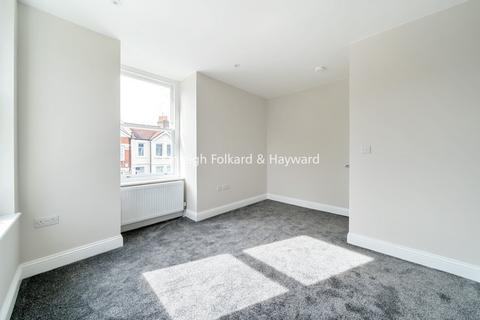 1 bedroom flat to rent, Berrymead Gardens, London, W3