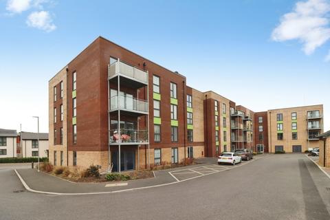 2 bedroom flat for sale, Flatts Close, Stoke Gifford, Bristol, BS34