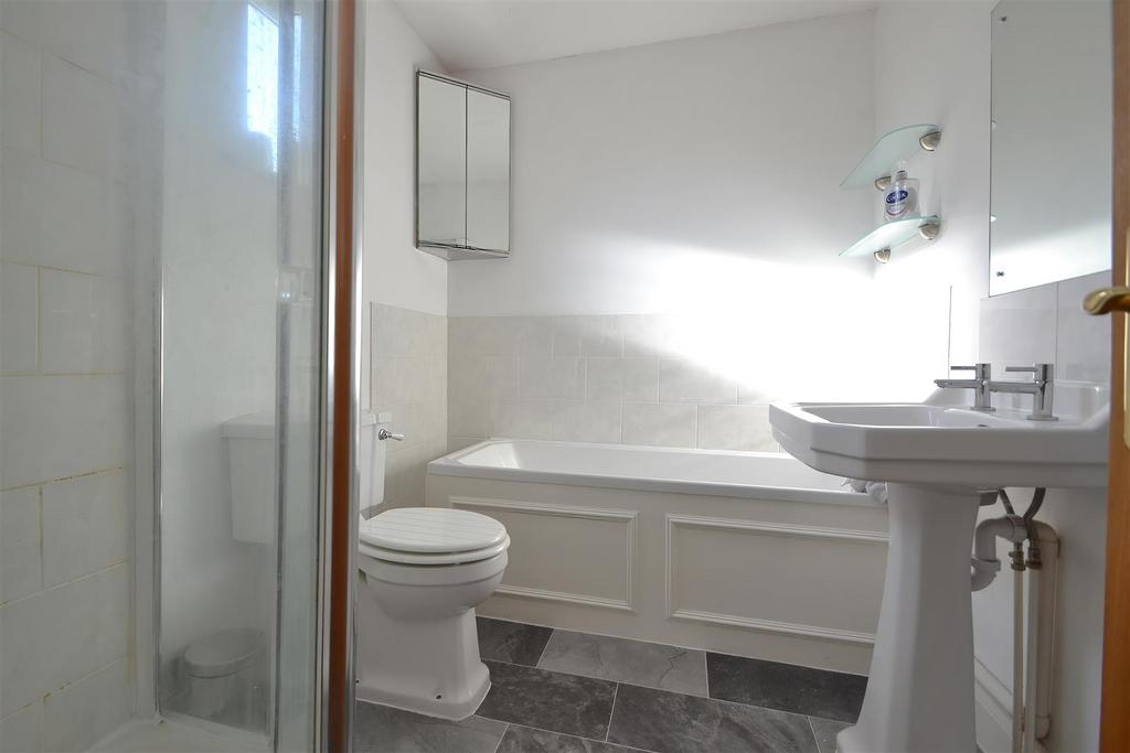 Bathroom.jpg