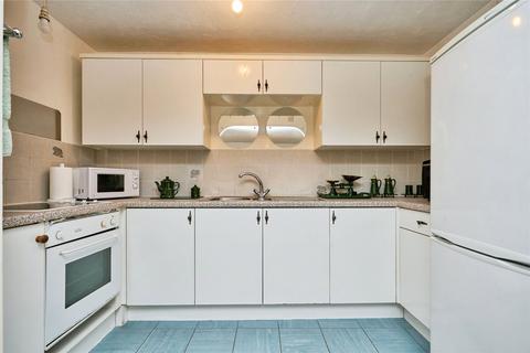 2 bedroom flat for sale, Sandown Road, Sandown, Isle of Wight, PO36