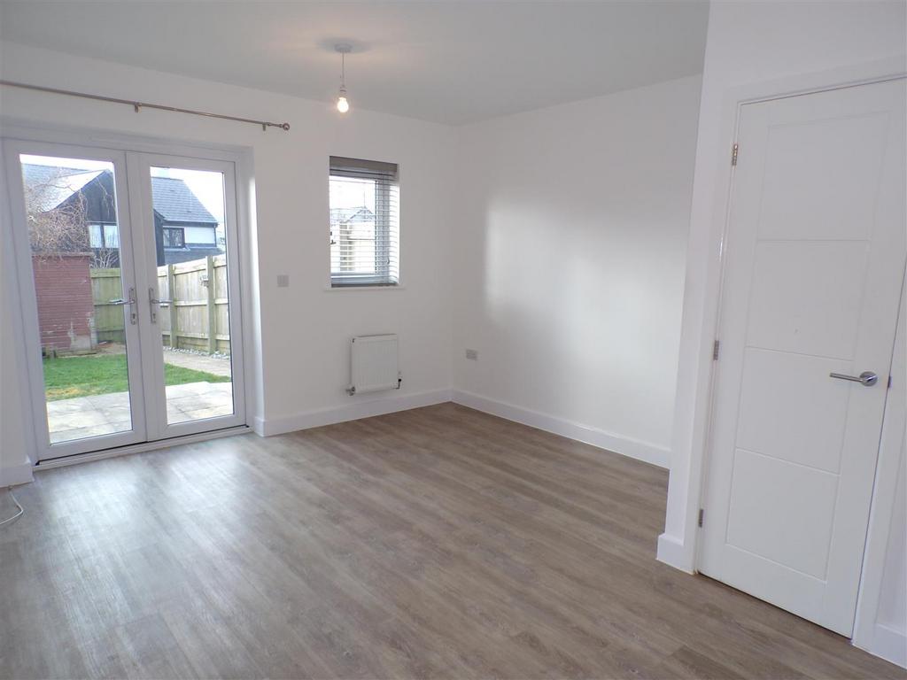 Living Room.JPG