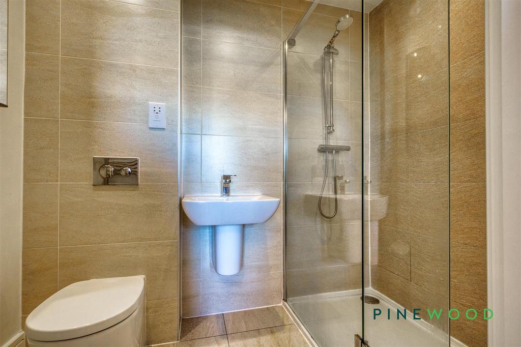 Ensuite (Bedroom 1)
