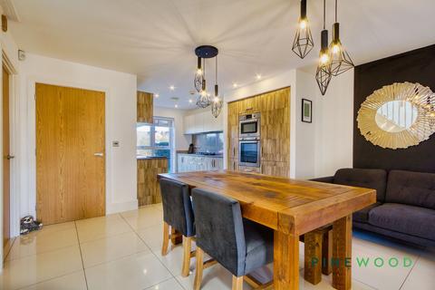 4 bedroom detached house for sale, Harvester Way, Chesterfield S43