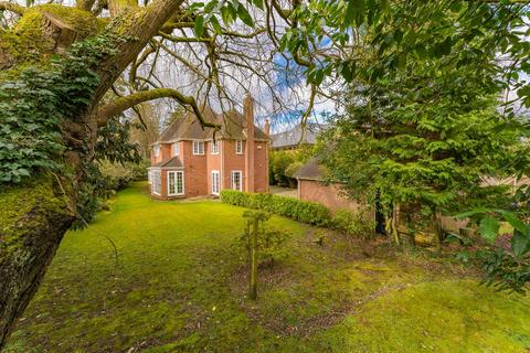 4 bedroom detached house for sale, Broadway, Hale, Cheshire