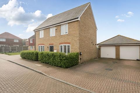 3 bedroom detached house for sale, Mannock Drive, Ramsgate CT12