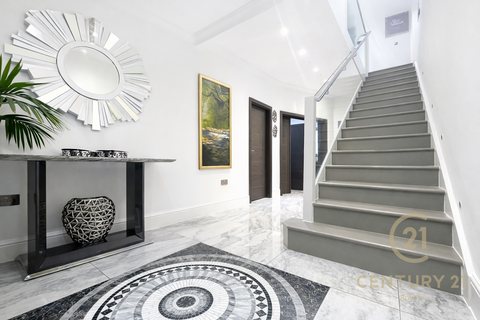 undefined, Malden Road, NEW MALDEN KT3