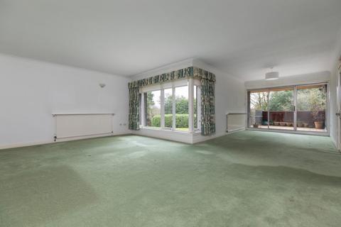 3 bedroom flat for sale, Barcapel Avenue, Newton Mearns