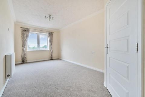 1 bedroom retirement property for sale, Botley Road, Park Gate, Southampton, SO31