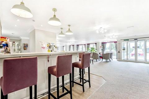 1 bedroom retirement property for sale, Botley Road, Park Gate, Southampton, SO31
