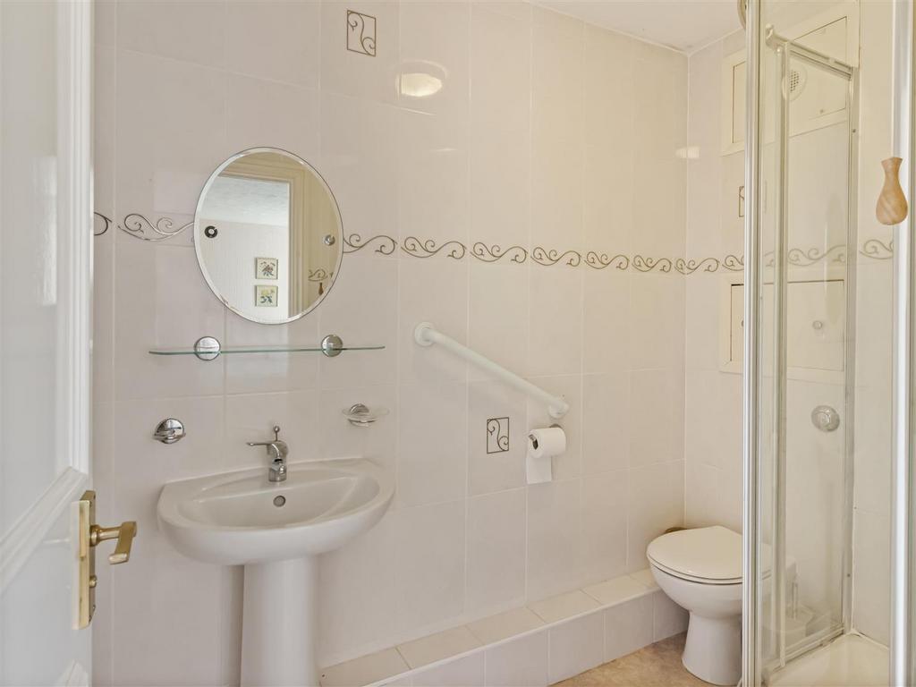4 Shrewsbury Court-010.JPG