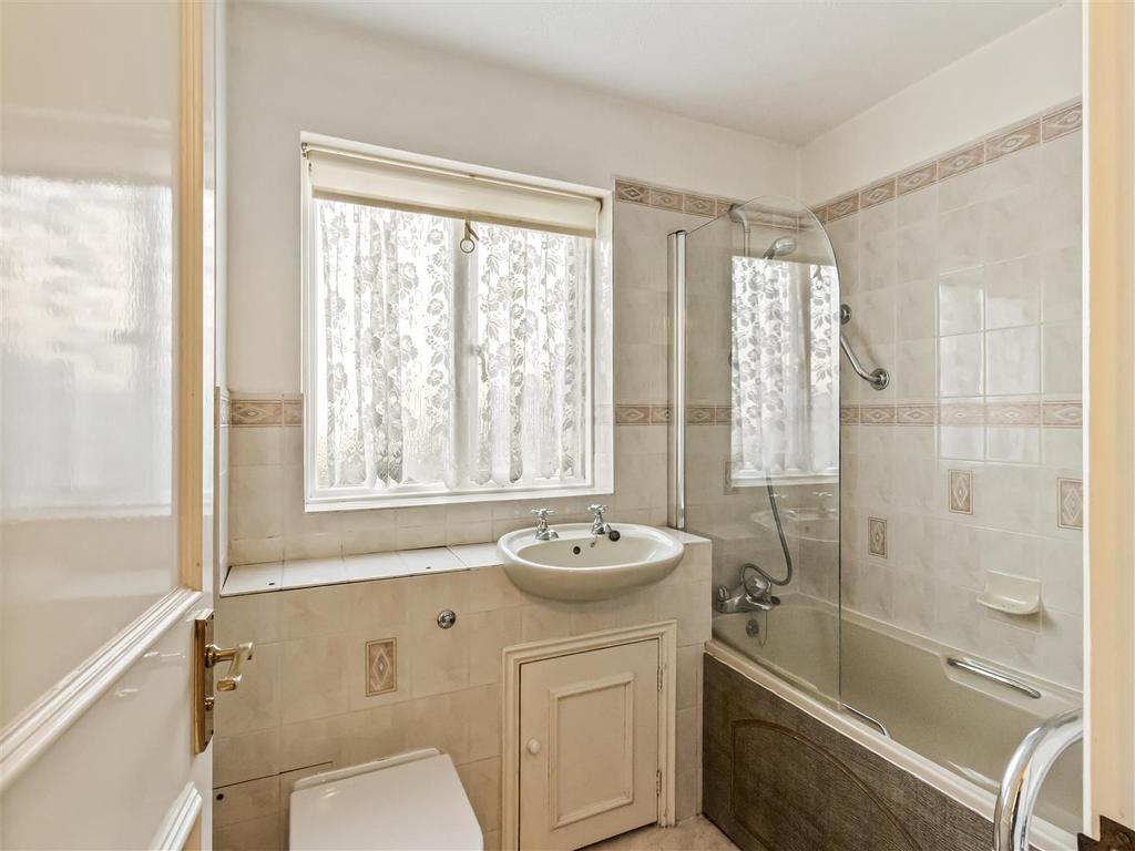 4 Shrewsbury Court-007.JPG