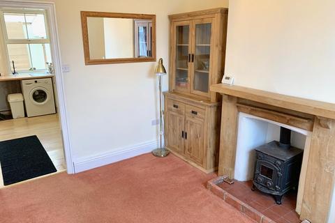 2 bedroom terraced house for sale, Outgang Road, Pickering