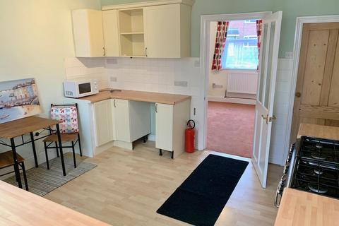2 bedroom terraced house for sale, Outgang Road, Pickering
