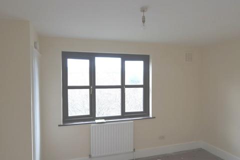 1 bedroom flat to rent, Elizabeth Court, Frances Street, Woolwich, London, SE18