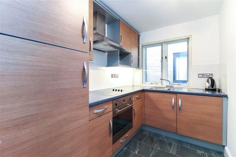 2 bedroom flat for sale, Lakeview, Railway Terrace, Kings Langley, WD4