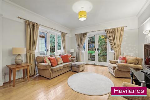 4 bedroom detached house for sale, Cresswell Way, London