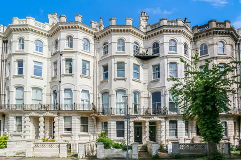 2 bedroom flat for sale, Denmark Terrace, Brighton, BN1