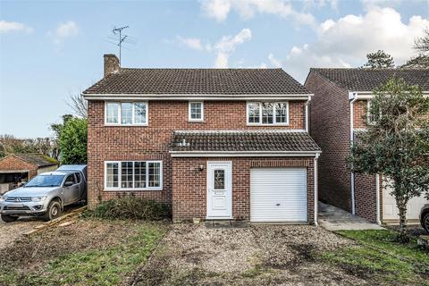 4 bedroom detached house for sale, Oak Tree Close, Trowbridge BA14