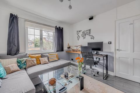 undefined, Canterbury Road, Morden SM4