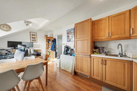 1 bedroom flat for sale, Holmdale Road, West Hampstead, London NW6