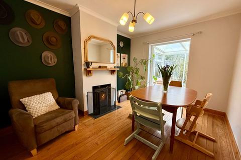 4 bedroom semi-detached house for sale, Darklands Road, Swadlincote DE11