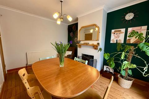 4 bedroom semi-detached house for sale, Darklands Road, Swadlincote DE11