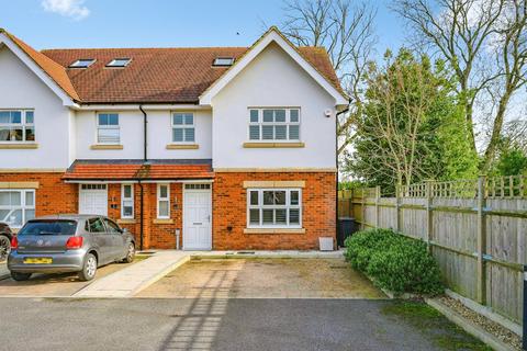 undefined, Rosecroft Close, Bovingdon, HEMEL HEMPSTEAD