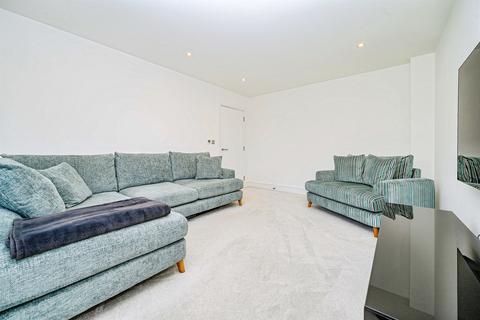 undefined, Rosecroft Close, Bovingdon, HEMEL HEMPSTEAD