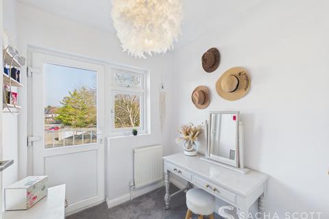 undefined, Kingston Road, Epsom, KT19