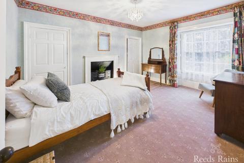 5 bedroom detached house for sale, Northgate, Filey YO14