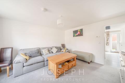 3 bedroom end of terrace house for sale, Vale View Road, Sproughton, IP8