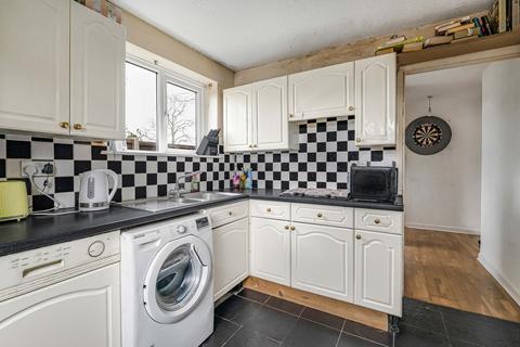 undefined, Staines Road West, Sunbury-on-Thames, Surrey, TW16