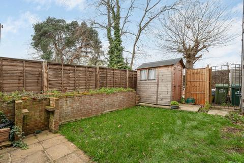 undefined, Staines Road West, Sunbury-on-Thames, Surrey, TW16