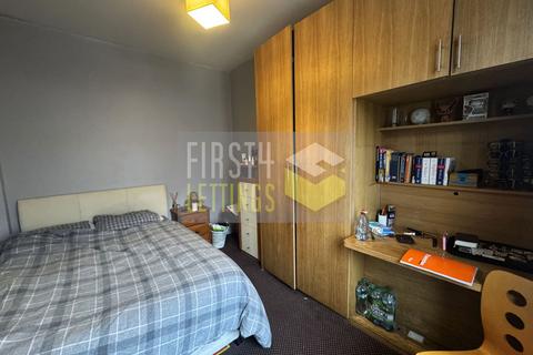 4 bedroom terraced house to rent, Avenue Road Extension, Leicester LE2