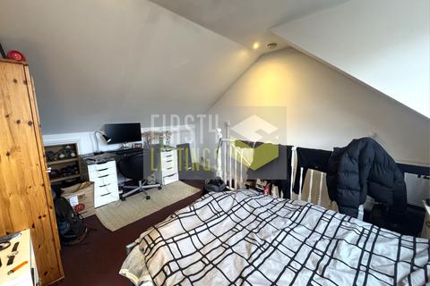 4 bedroom terraced house to rent, Avenue Road Extension, Leicester LE2