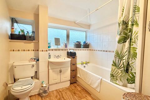 3 bedroom terraced house for sale, Highlands Close, Dibden Purlieu, SO45