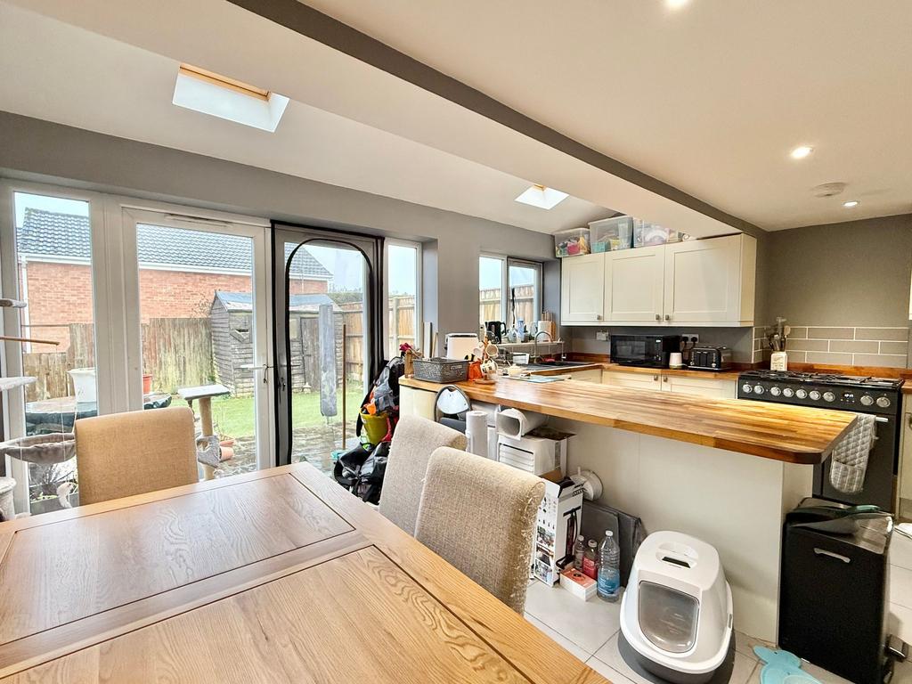 Kitchen/dining room