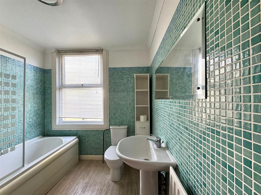 Bathroom.jpeg