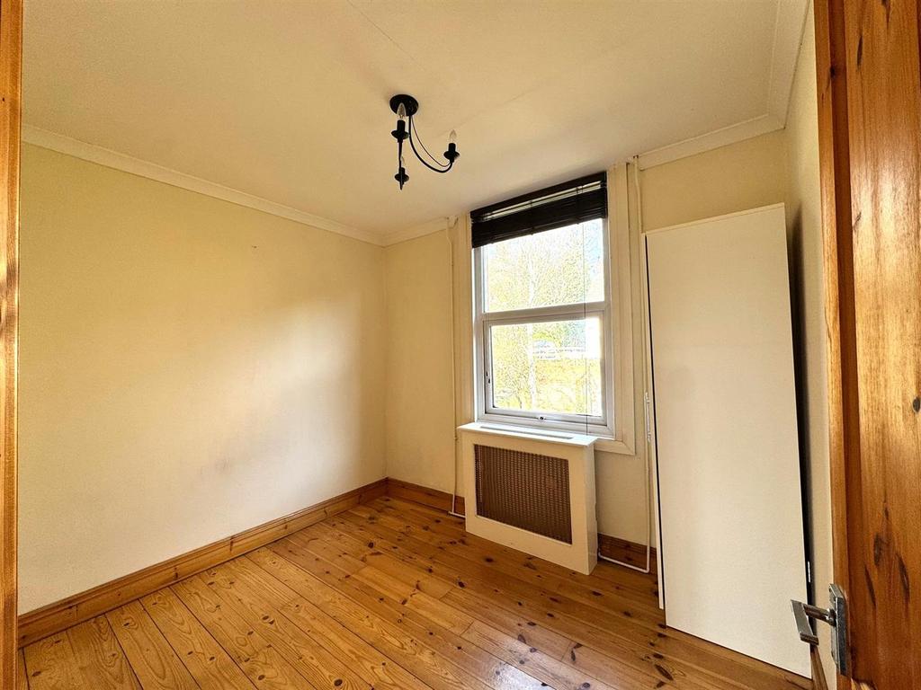 Bedroom 2.jpeg