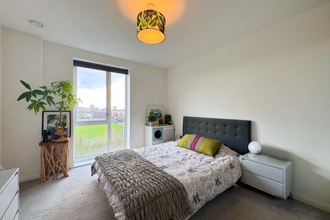 2 bedroom flat for sale, Coxwell Boulevard, London, NW9