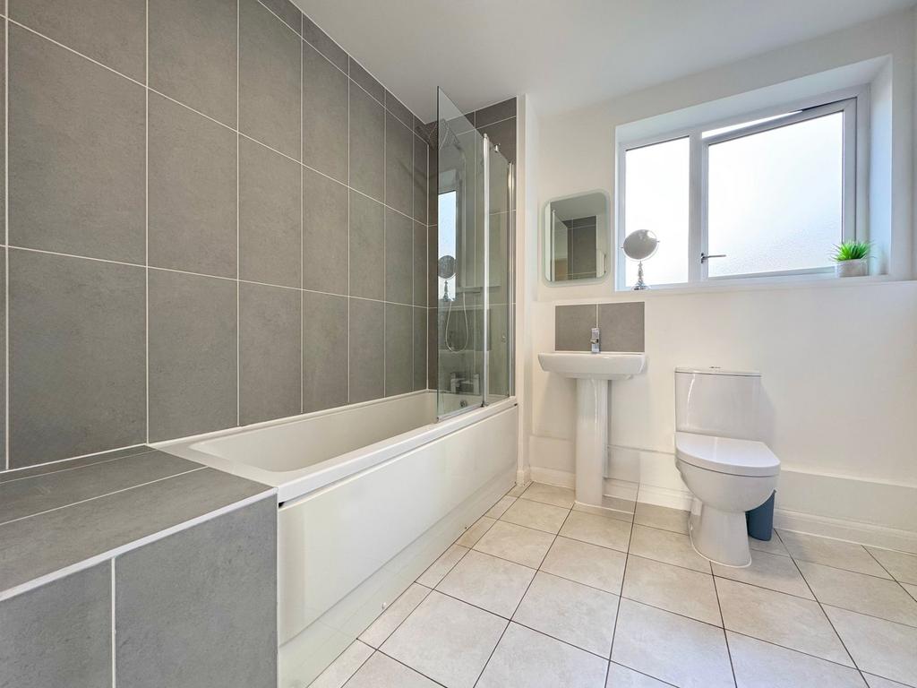 Family bathroom
