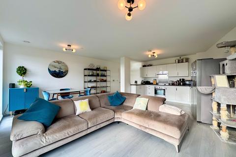 2 bedroom flat for sale, Coxwell Boulevard, London, NW9