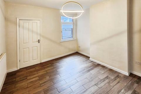 3 bedroom terraced house for sale, Tomkinson Road, Warwickshire CV10