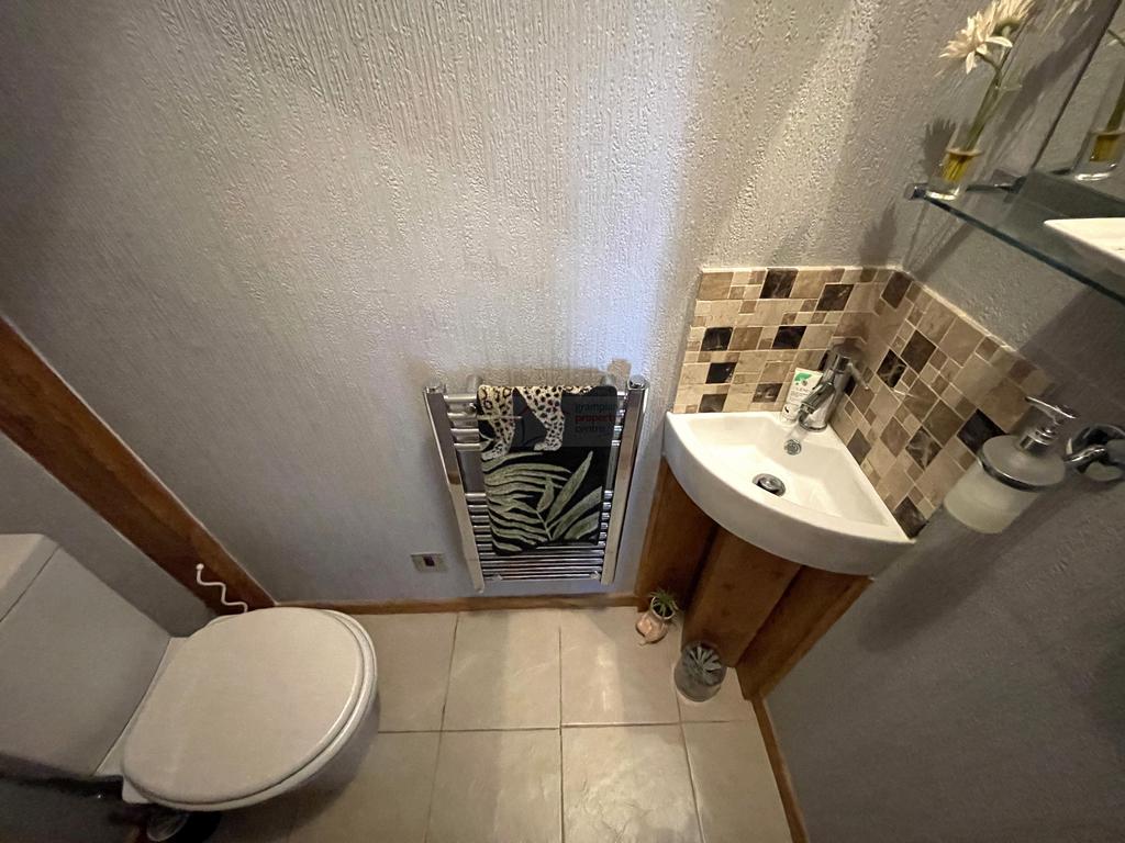 Cloakroom.JPG