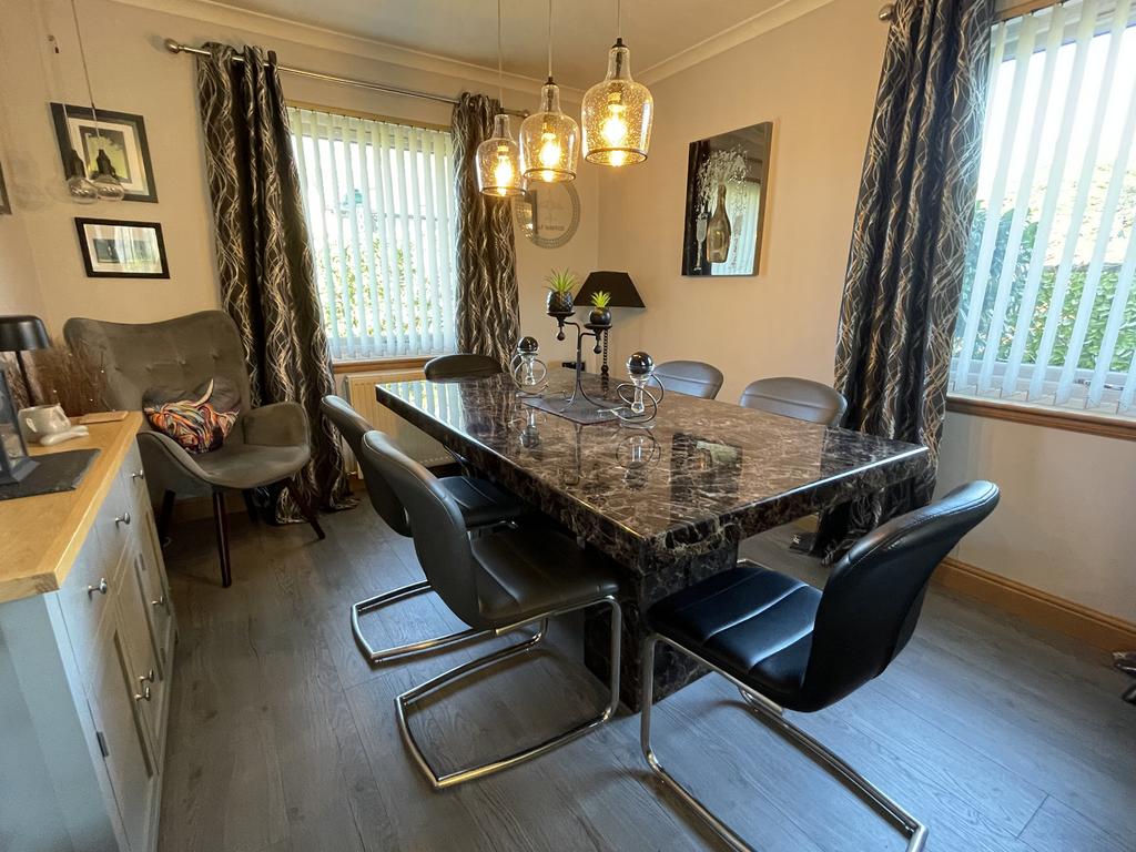 Dining Area.JPG