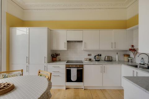 2 bedroom flat to rent, Pembroke Road, Clifton, BS8