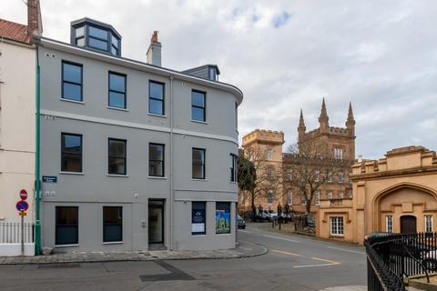 1 bedroom apartment to rent, 1 Sausmarez Street, St Peter Port